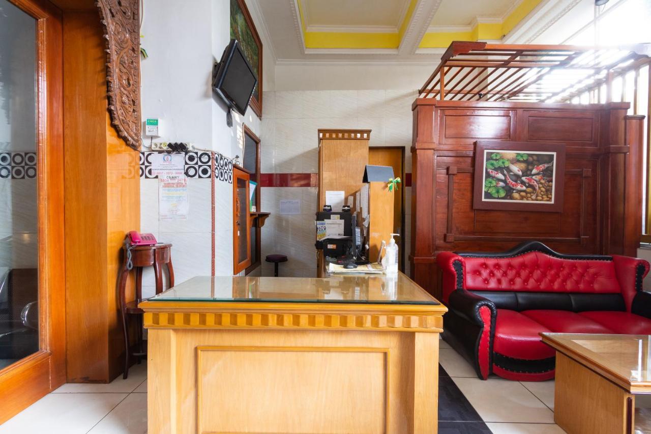 Homestay Gayatri Sawojajar Near Univ Negeri Malang Kampus 2 Mitra Reddoorz Екстериор снимка